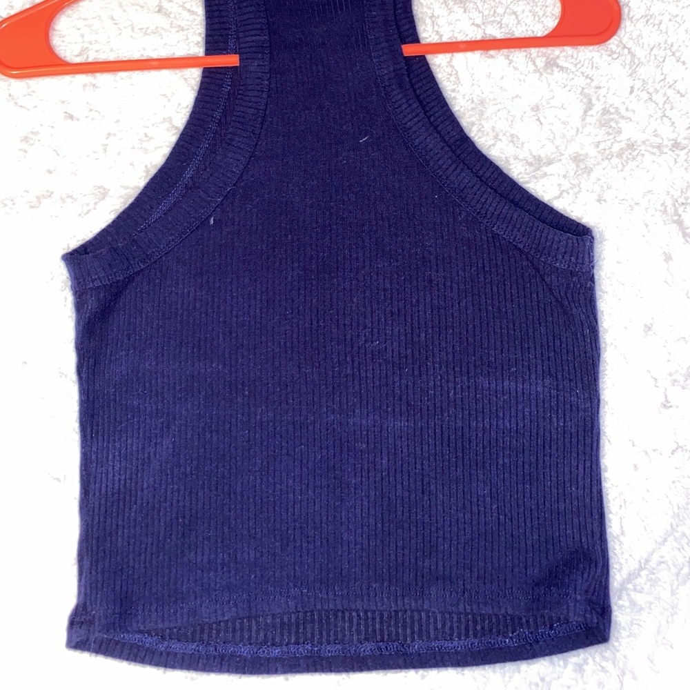 Crop top - Picture 3 of 3